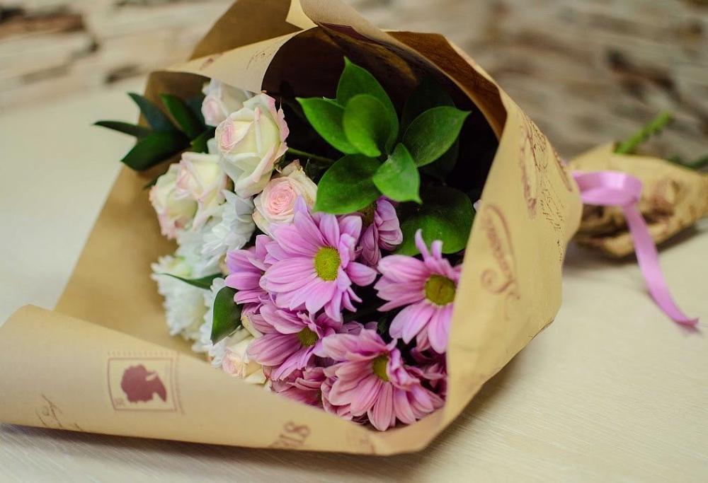 Букет цветов из: Розы и Хризантемы в Приводино