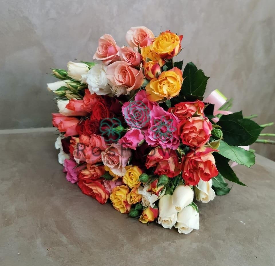 Букет цветов из: Розы в Приводино