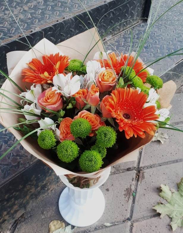 Букет цветов из: Герберы, Хризантемы, Альстромерии и Розы в Приводино