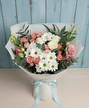 Букет цветов из:  Розы, Лизиантусы и Хризантемы #REPLACE_PRED# Приводино