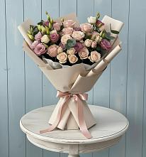 Букет цветов из:  Розы и Лизиантусы в Приводино