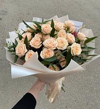 Букет Кремовые розы Латте в Приводино