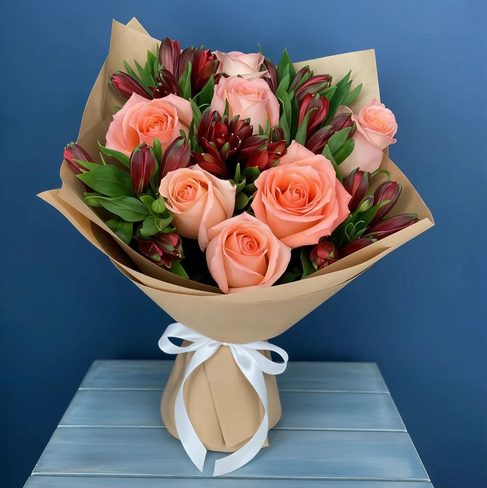 Букет цветов из: Розы и Альстромерии в Приводино