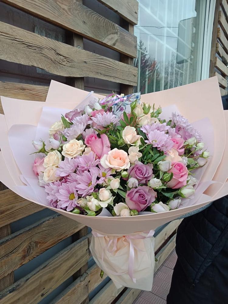 Букет цветов из: Розы и Хризантемы в Приводино