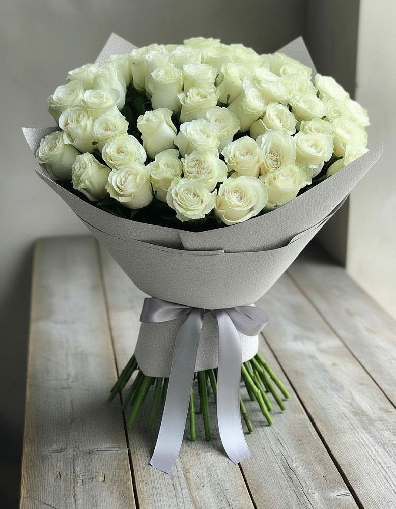 Букет 35 Белых роз в Приводино