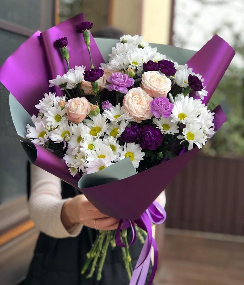 Букет цветов из: Хризантемы, Гвоздики и Розы в Приводино