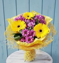 Букет цветов из:  Хризантемы и Герберы #REPLACE_PRED# Приводино