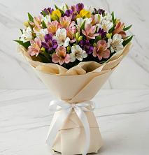 Букет цветов из:  Альстромерии в Приводино