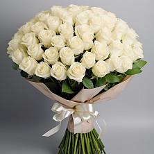 Букет 101 беля роза Белоснежка в Приводино