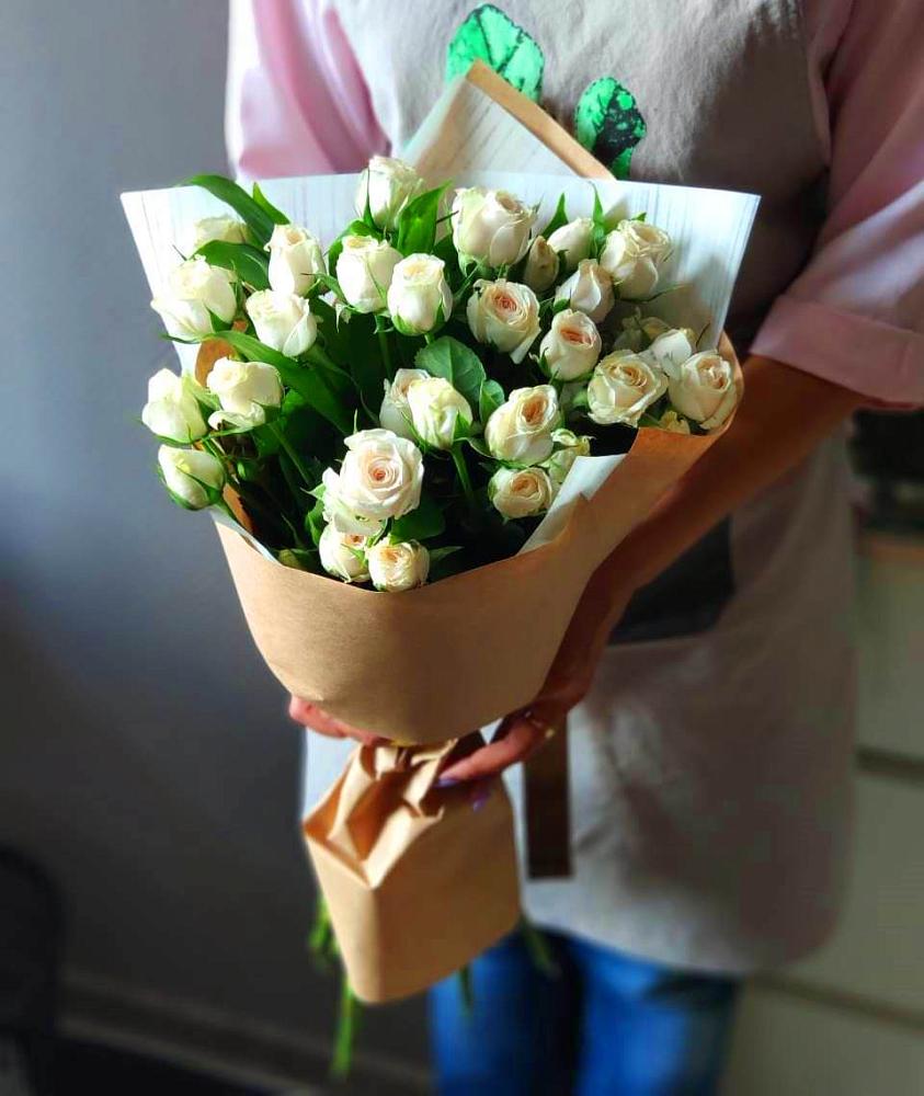 Букет цветов из: Розы в Приводино