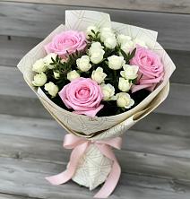 Букет цветов из:  Розы в Приводино