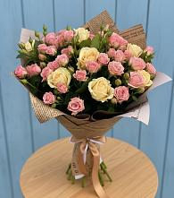Букет цветов из:  Розы в Приводино
