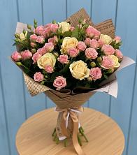 Букет цветов из:  Розы в Приводино