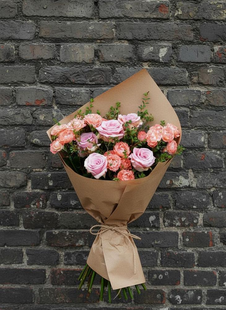 Букет цветов из: Розы в Приводино