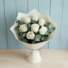 Букет Белые розы в Эвкалипте в Приводино